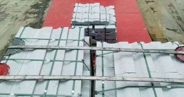 临沂 芝麻白仿形加直形路沿石出货日常