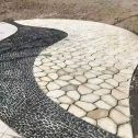 临沂 黄金麻冰裂纹地铺石工地铺装案例