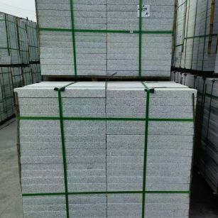 临沂 芝麻白火烧，园林广场市政工程地铺石，1.8~5.0厚均有现货