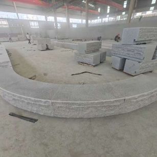 临沂 芝麻白异形坐凳，自然面光面弧形加工