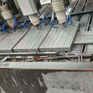 临沂 芝麻白花岗岩荔枝面盲道雕刻