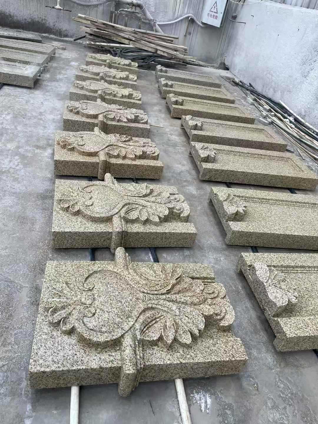 临沂 黄金麻花岗岩别墅外墙雕刻板