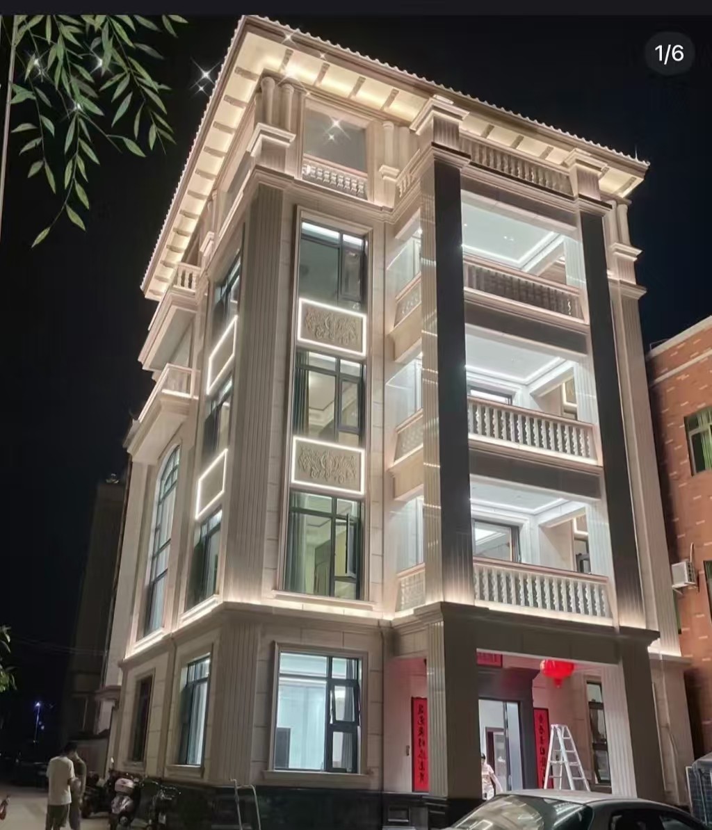 临沂 芝麻白花岗岩别墅外墙夜间效果